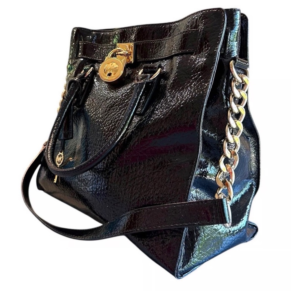 NEW Michael Kors LIMITED EDITION
Hamilton Embossed Leather Chunky Lock & Key